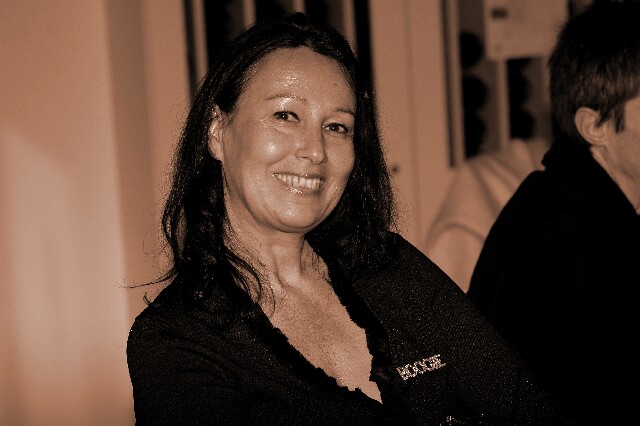 min 2006 12 15 beaune boogie 253 sepia